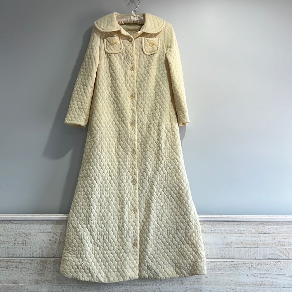 VINTAGE 50s Women’s Size 13 (U.S. Size 6-8) BathRobe